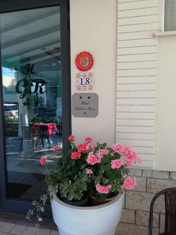 Hotel Goldene Rose Римини Екстериор снимка